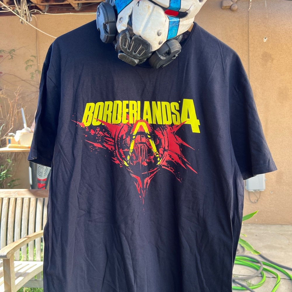 2025 Borderlands 4 event staff  shirt NEW